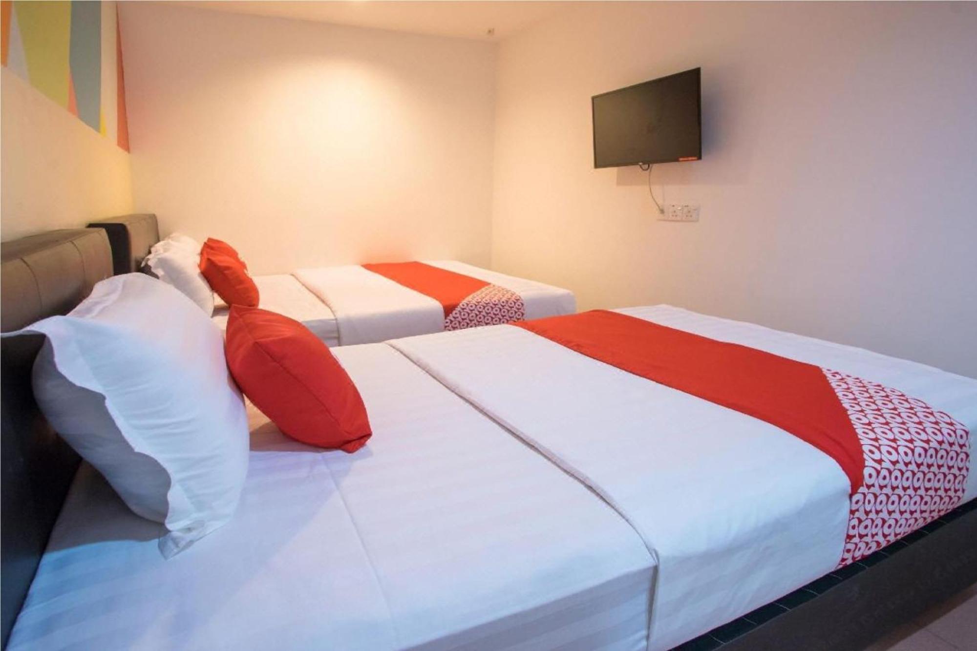 Oyo 90281 Hotel Taj Seksyen 13 Shah Alam Exteriör bild