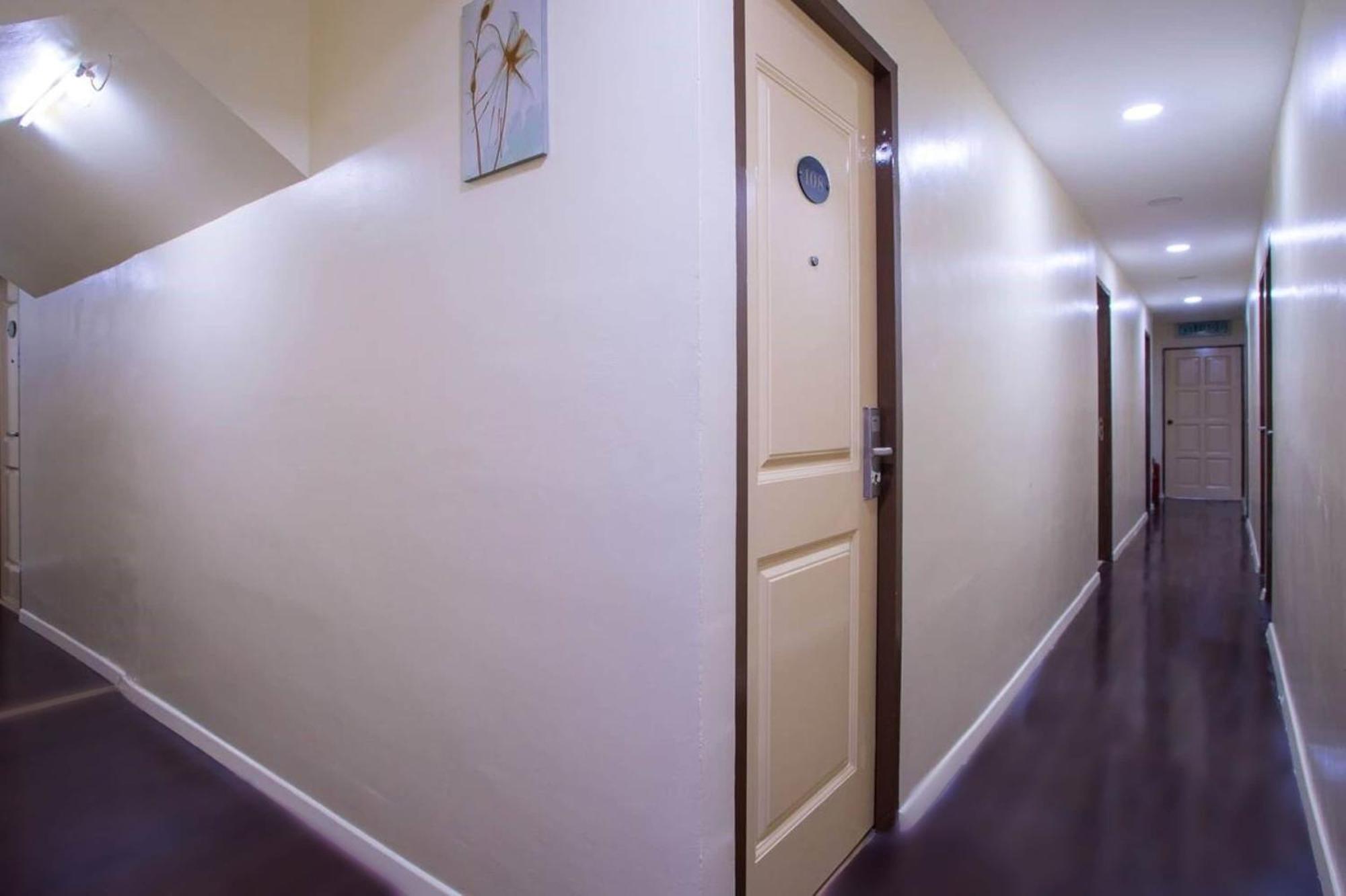 Oyo 90281 Hotel Taj Seksyen 13 Shah Alam Exteriör bild
