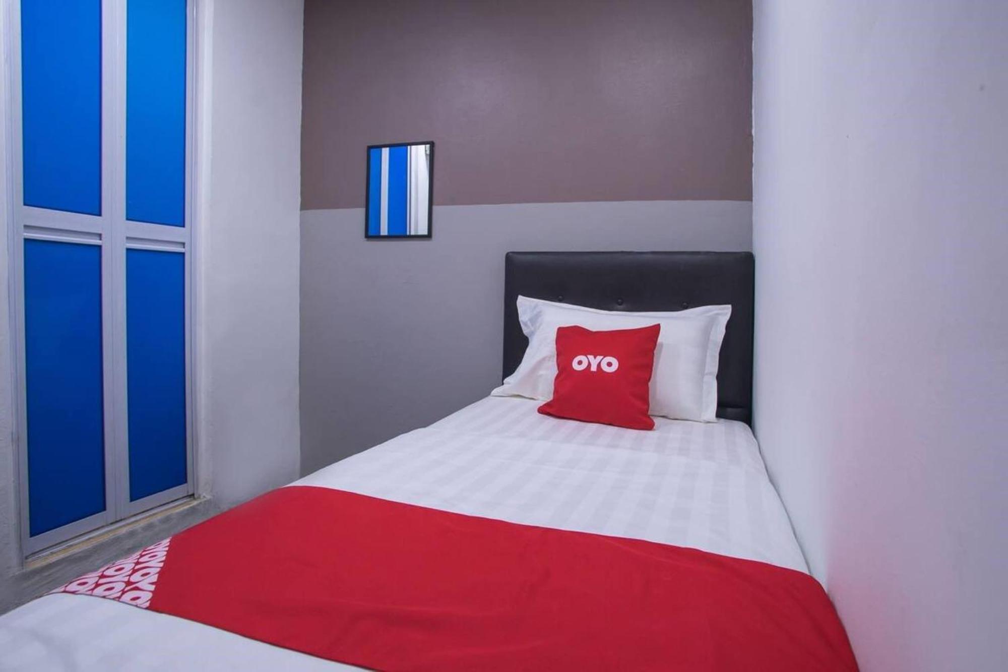 Oyo 90281 Hotel Taj Seksyen 13 Shah Alam Exteriör bild